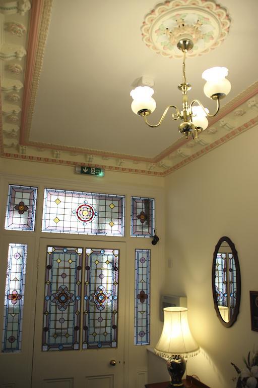 Filton Guest House Bagian luar foto